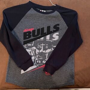 NBA Kids Chicago Bulls Black and Gray Long Sleeve Tee Sz 8 New Without Tag